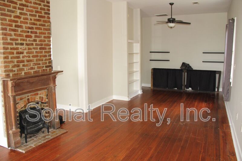 Spacious 3BR Home with Historic Character in Algiers Point property image