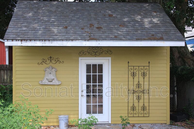 Spacious 3BR Home with Historic Character in Algiers Point property image