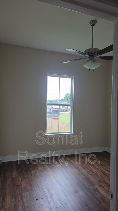 1905 Montegut Drive property image