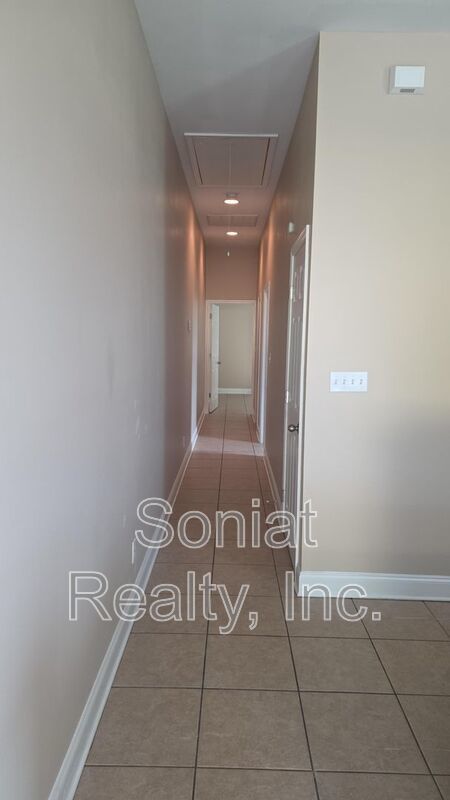 Accepts Vouchers property image