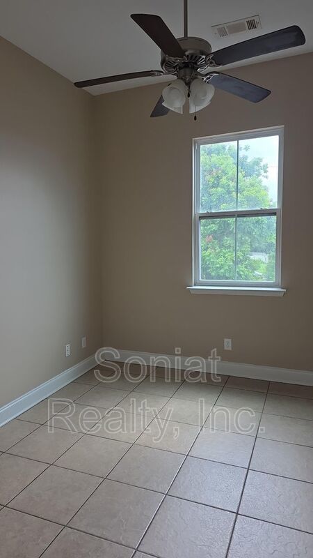 Accepts Vouchers-Seventh Ward Neighborhood property image