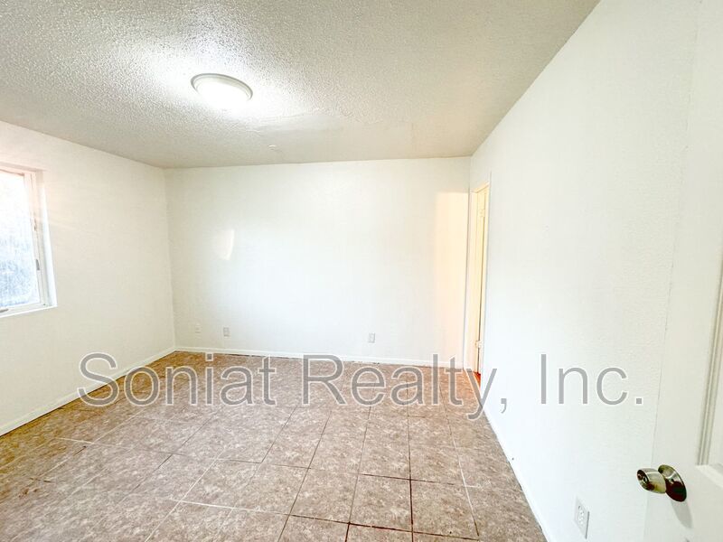 Spacious 3 bedroom 2 bath. Only $500 Security Deposit. SECTION 8 WELCOME property image