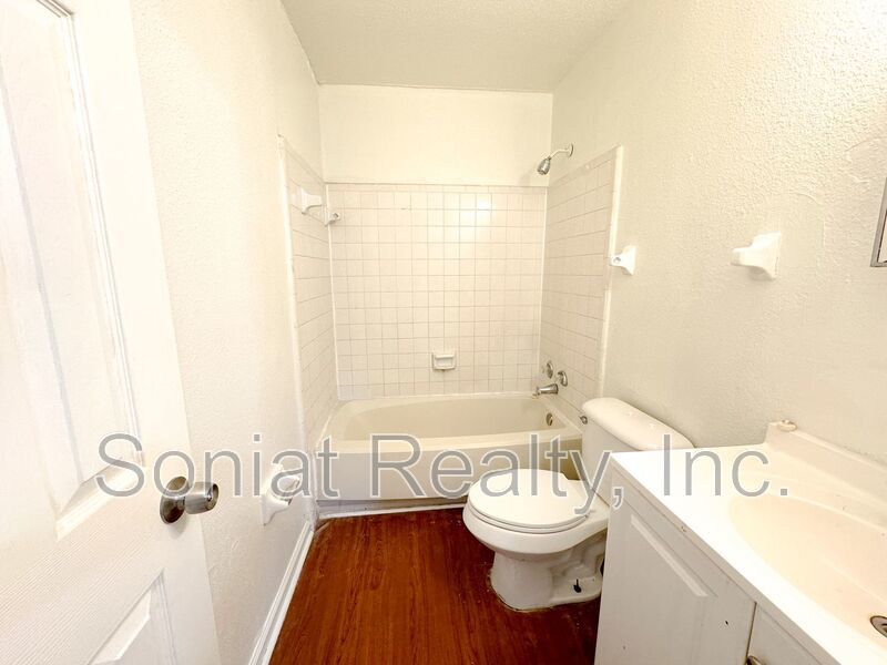 Spacious 3 bedroom 2 bath. Only $500 Security Deposit. SECTION 8 WELCOME property image