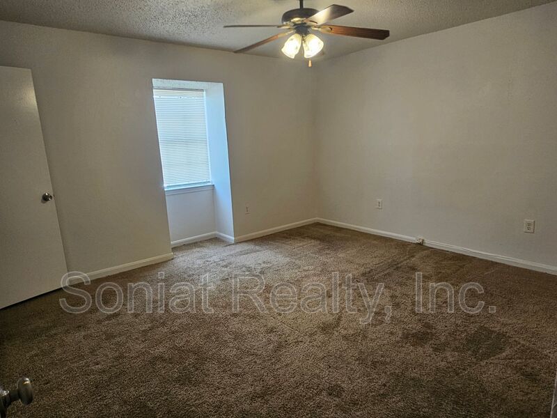 Uptown near St. Charles Ave.- Housing Choice Voucher Accepted property image