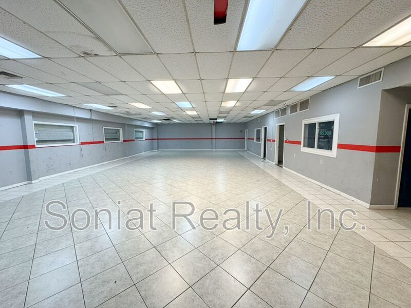 Light Industrial Warehouse with Showroom, Offices & Secured Yard property image