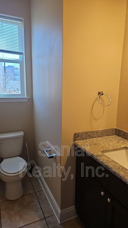 Accepts Voucher-Welcome to the Dixon Neighborhood property image