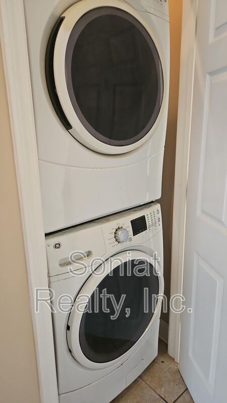 Accepts Voucher-Welcome to the Dixon Neighborhood property image