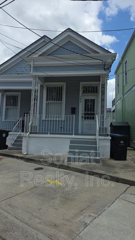 Lower Garden District Apartment Available property image