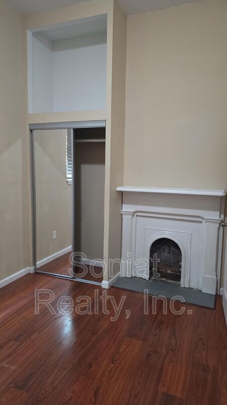 Lower Garden District Apartment Available property image
