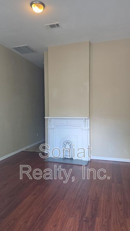 Lower Garden District Apartment Available property image