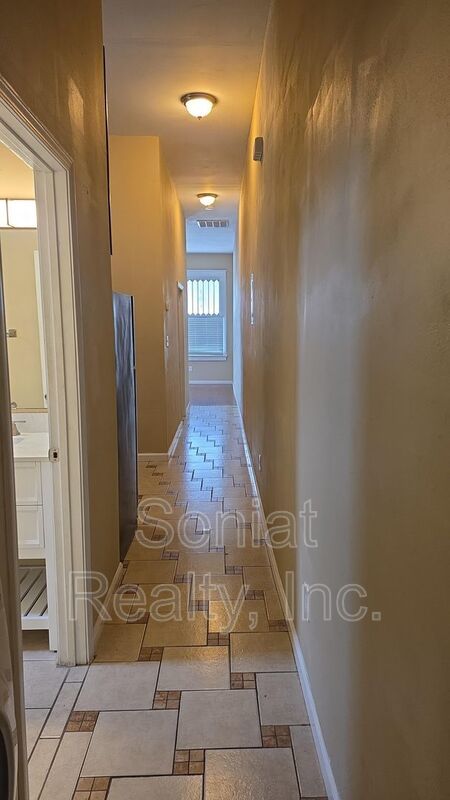 Lower Garden District Apartment Available property image