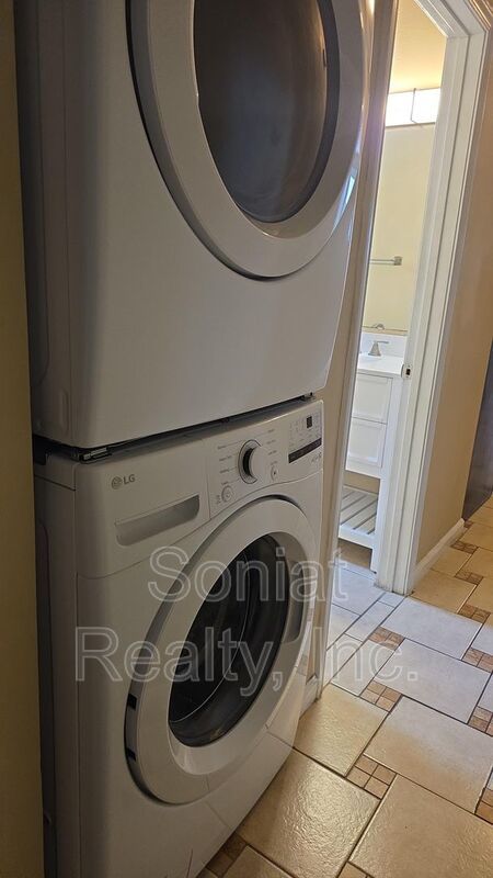 Lower Garden District Apartment Available property image