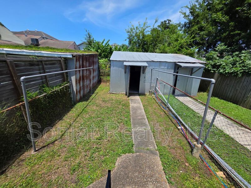 2 bedroom 1 bath shotgun mid city double property image
