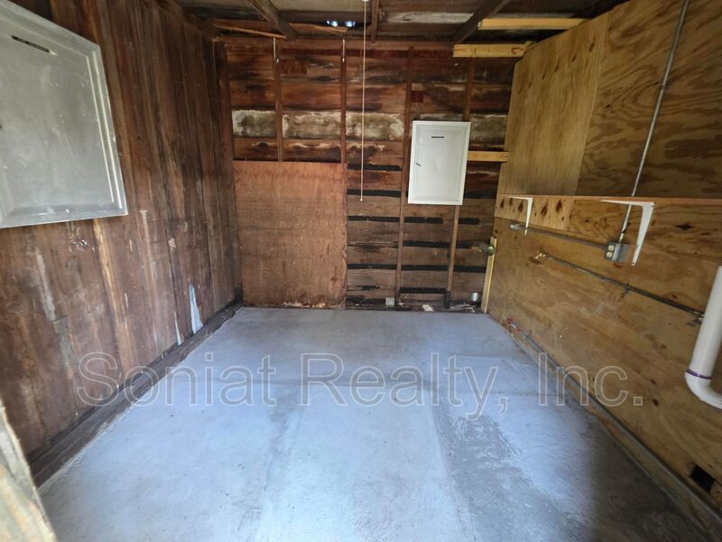 2 bedroom 1 bath shotgun mid city double property image