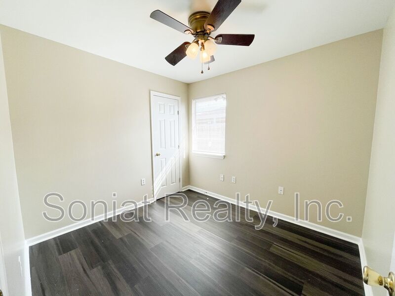 Accepts Vouchers - Spacious 3 Bedroom 2 Bath. property image