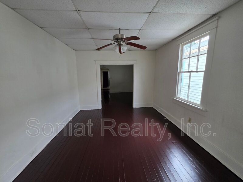 2 bedroom 1 bath shotgun mid city double property image