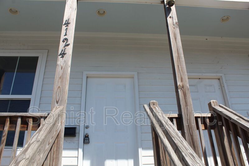 Accepts Vouchers property image