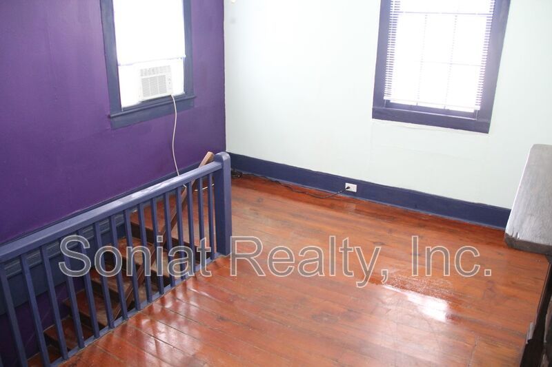 Balcony Living on Magazine Street — 3BR in the Heart of Uptown NOLA property image