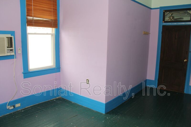Balcony Living on Magazine Street — 3BR in the Heart of Uptown NOLA property image