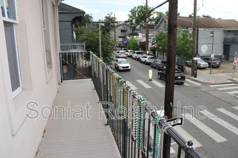 Balcony Living on Magazine Street — 3BR in the Heart of Uptown NOLA property image