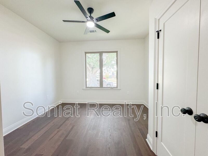 Beautifully Newly Constructed 3 bed 2 bath Single Family Home property image