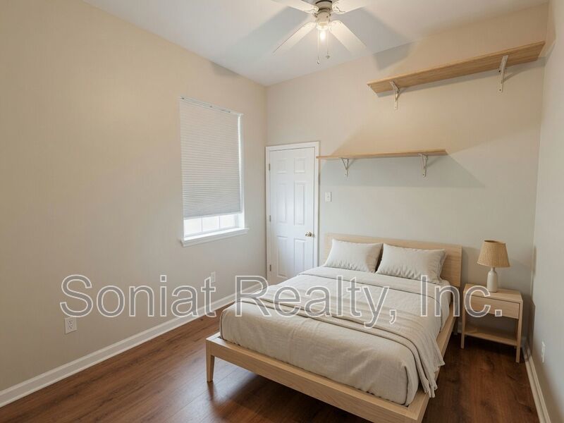 Vouchers Accepted - Renovated 3BR with modern kitchen, central AC, W/D, Near the French Quarter property image