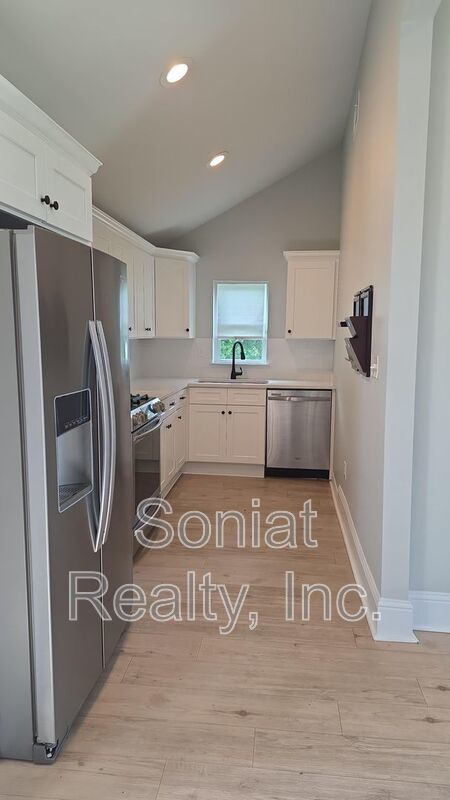 Lakeview property image
