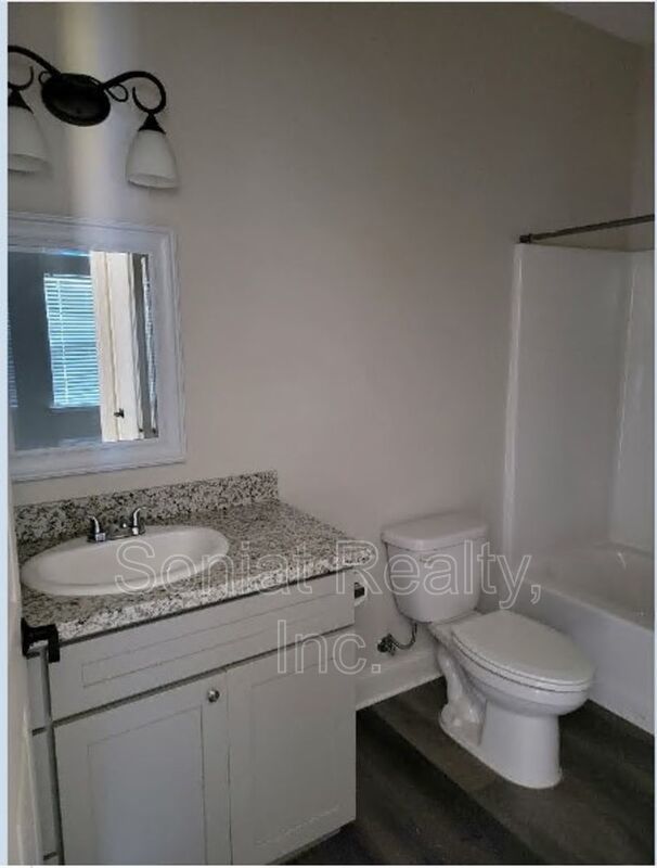 4504 Pontchartrain Drive Unit 2-B property image