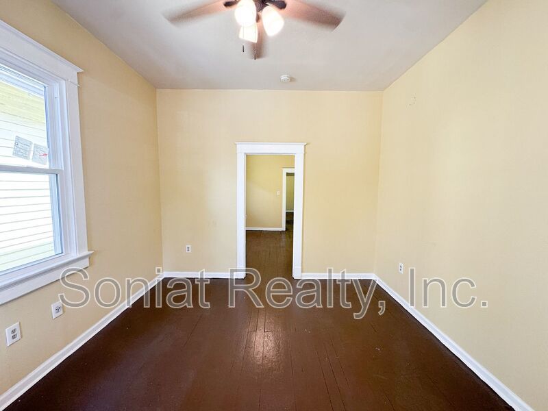 Vouchers Accepted-2 BEDROOM 1 BATH HOME property image