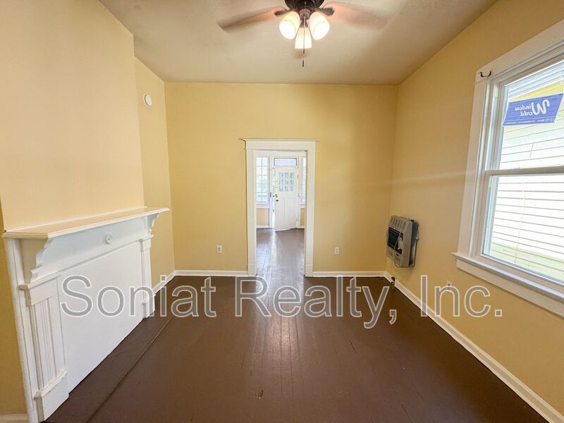 Vouchers Accepted-2 BEDROOM 1 BATH HOME property image