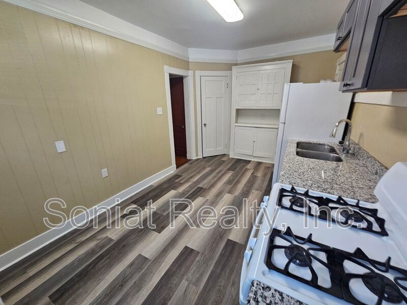 5324 Prytania Street property image