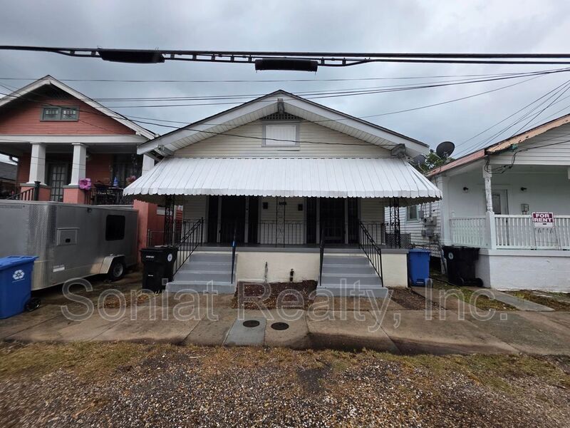 2 bedroom 1 bath shotgun mid city double property image