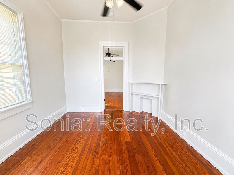 Vouchers Accepted - Beautiful & Recently Renovated 2 Bed / 1 Bath Apartment property image