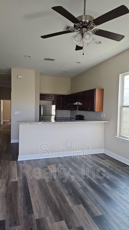 Vouchers Accepted -Seventh Ward Neighborhood property image