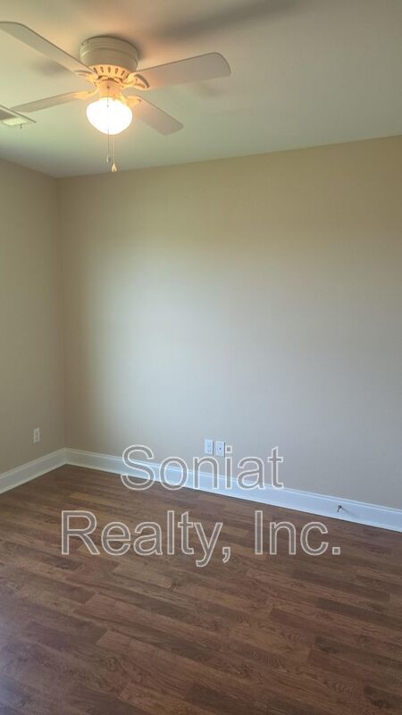Vouchers Accepted- Gentilly Double property image