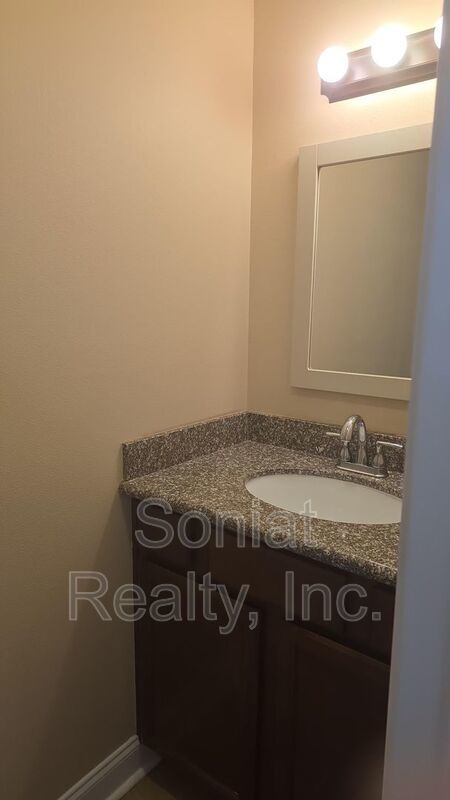 Vouchers Accepted- Gentilly Double property image