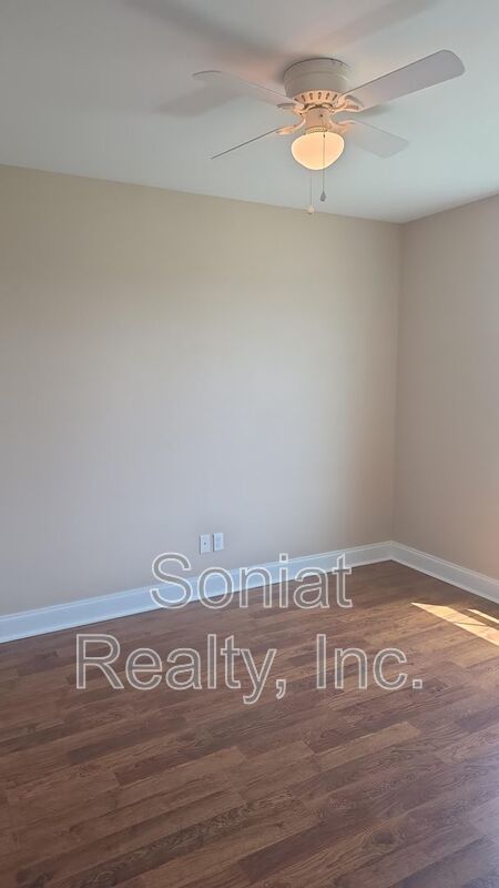 Vouchers Accepted- Gentilly Double property image