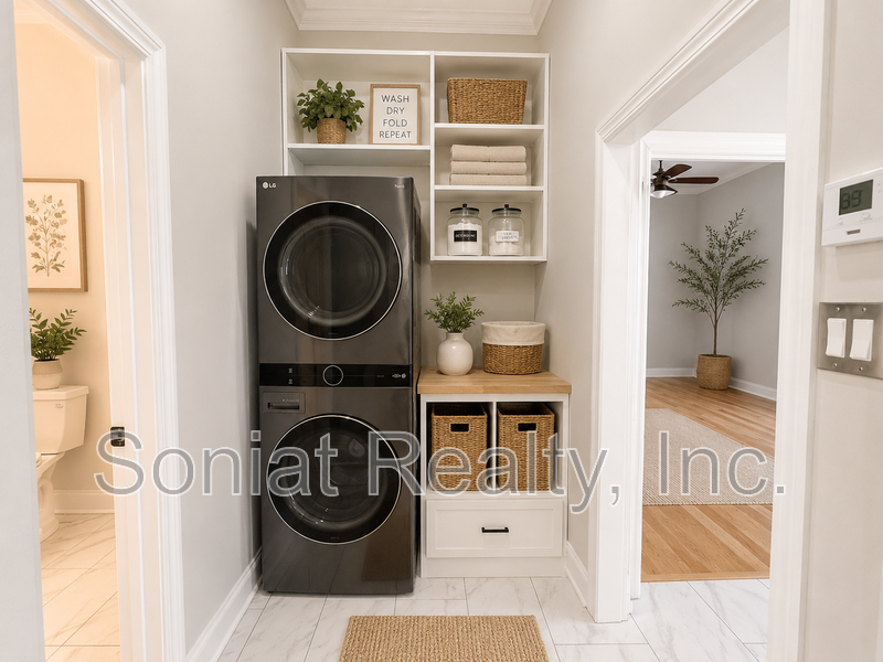 Vouchers Accepted-Fresh, Modern & Spacious — Renovated 3BR/2BA Home property image