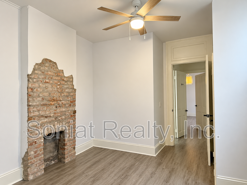 3 bedroom 1 bath mid city double property image