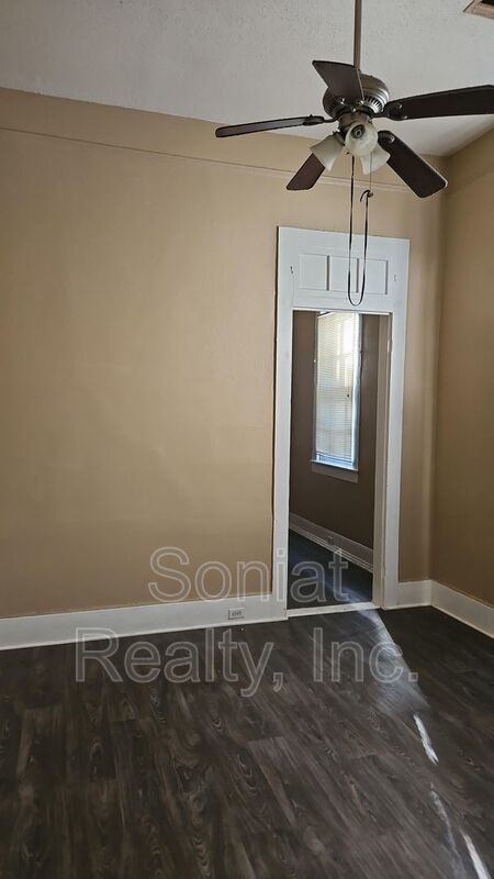 Shotgun Double Available In Bywater property image