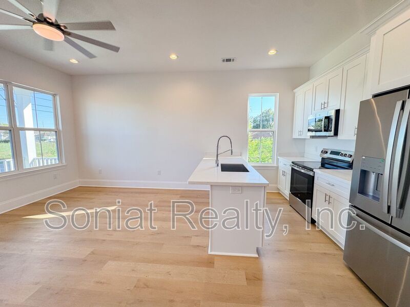 Cozy 1 Bedroom 1 Bath New Construction property image