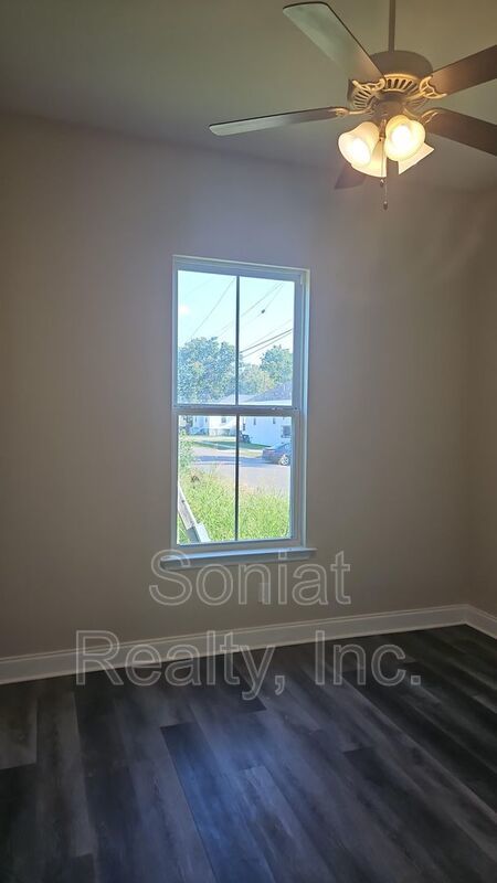 Gentilly 2 Bedroom Double Available property image