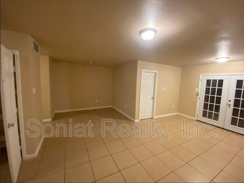 Large 3 Bedroom Double property image