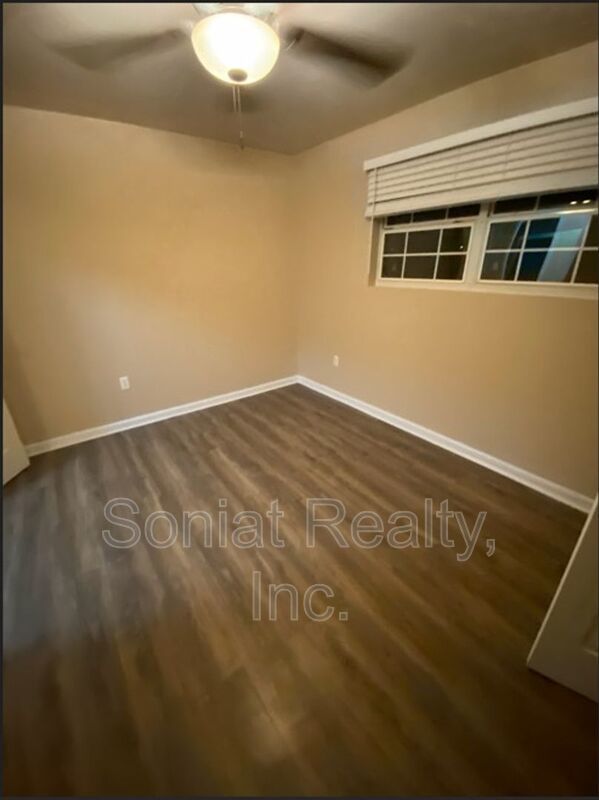 Large 3 Bedroom Double property image