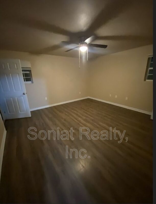 Large 3 Bedroom Double property image