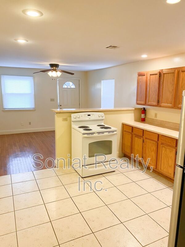 2 Bedroom 1 bath Home property image