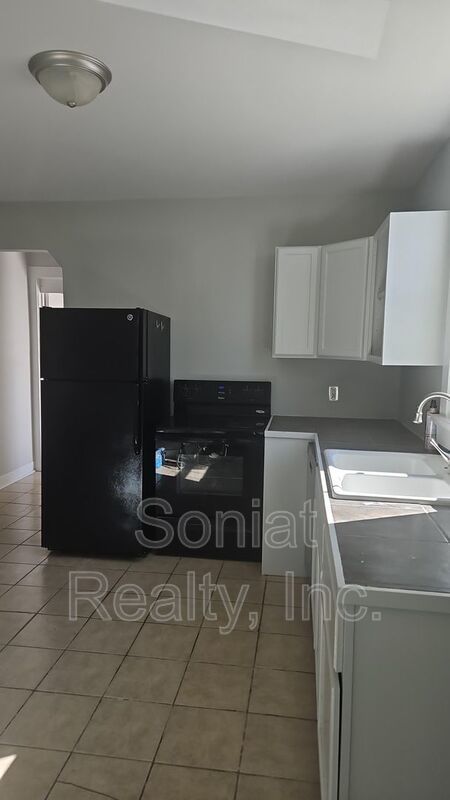 Freret Area 2 Bedroom Available property image