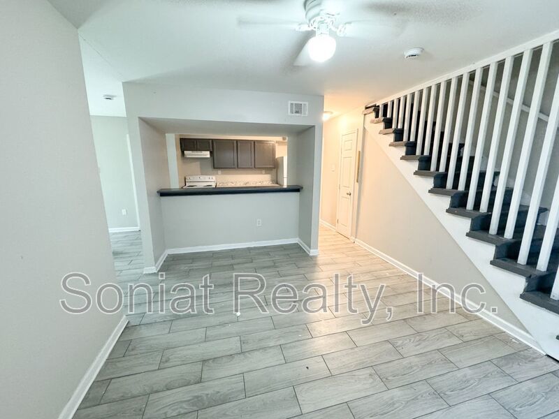 Stunning 2 Bedroom 1.5 Bath Apartment (Section 8 Welcome) property image