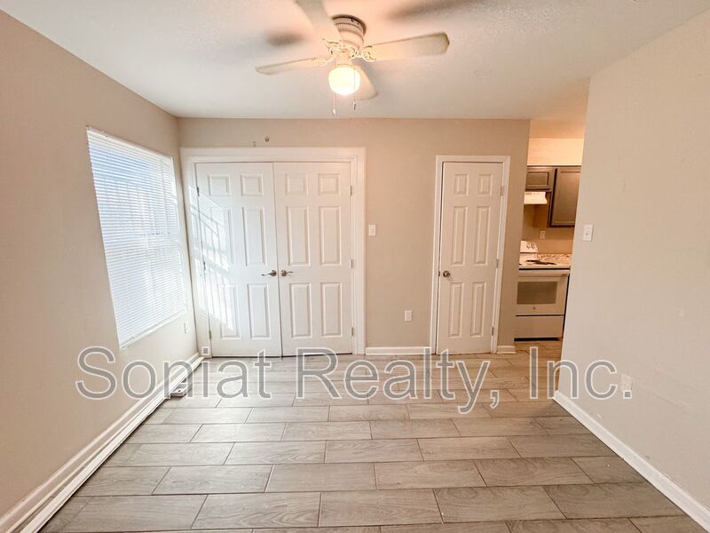 Stunning 2 Bedroom 1.5 Bath Apartment (Section 8 Welcome) property image