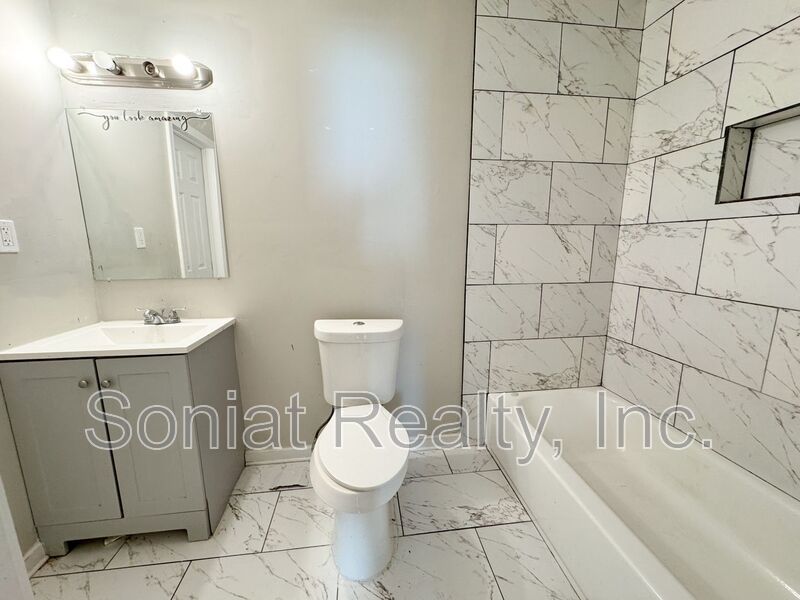 Stunning 2 Bedroom 1.5 Bath Apartment (Section 8 Welcome) property image
